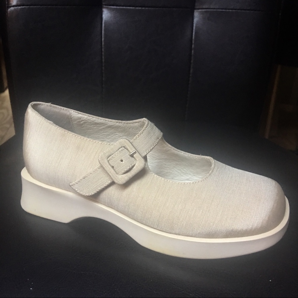 Piedini girls fabric Mary Janes. SZ EU 29/US 11.5